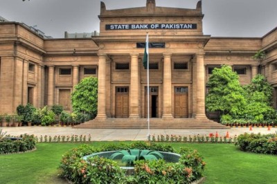 SBP, Arab Monetary Fund ink MoU to facilitate cross-border remittances