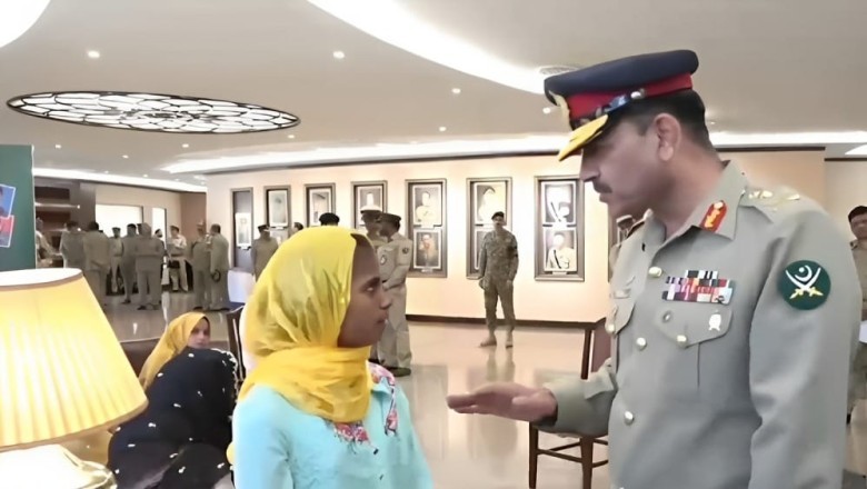 Video: Here's what COAS said after martyred soldier's daughter complained of 'wadera'