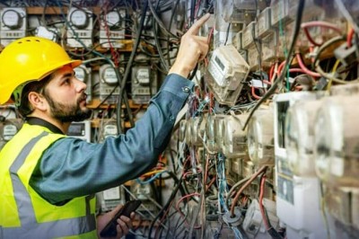 NEPRA notifies Rs3.5/unit increase in power tariff