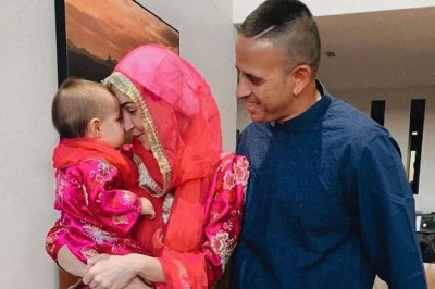 Usman Khawaja's wife Rachel, who converted to Islam to marry Australia cricketer, supports husband’s stance