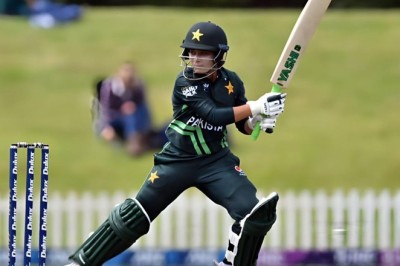 Fatima Sana becomes first Pakistani captain to score 90 runs in Women ODIs