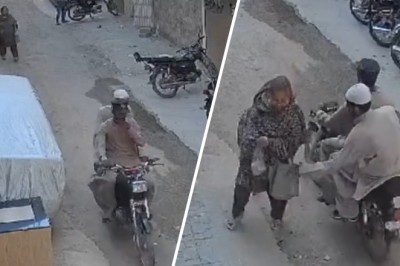 Robbers snatch purse from elderly woman in Karachi's Azizabad