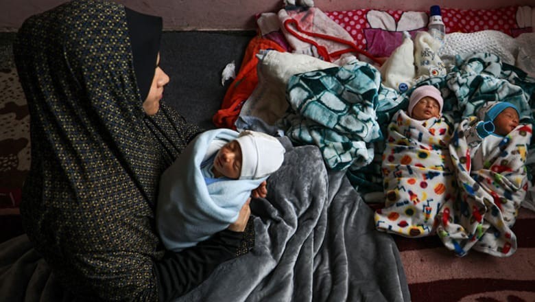 Palestinian mother in Gaza gives birth to quadruplets