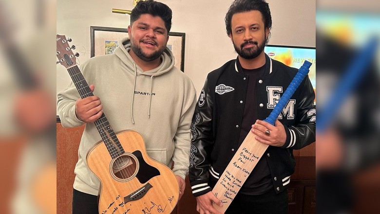 Atif Aslam gets signed bat from his 'biggest fan' Azam Khan