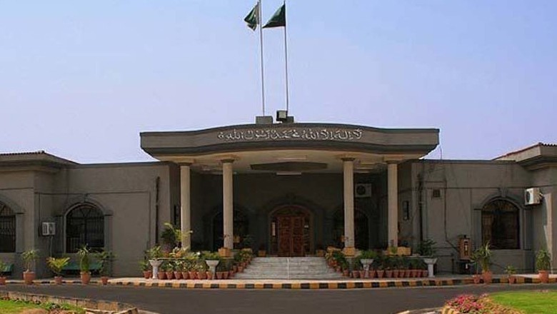 Lethal arsenic found in white powder sent with threat letters to Judges