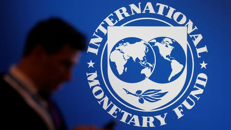 IMF demands Pakistan to increase taxes on salaried class earning between 51k-100k