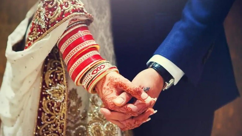 Nawabshah villagers deny burial to baby of 