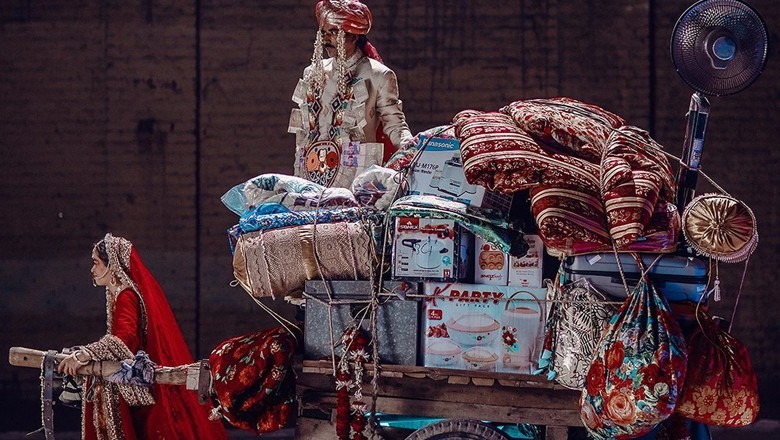 Over 10 million Pakistani girls are 'unmarried' due to dowry: report