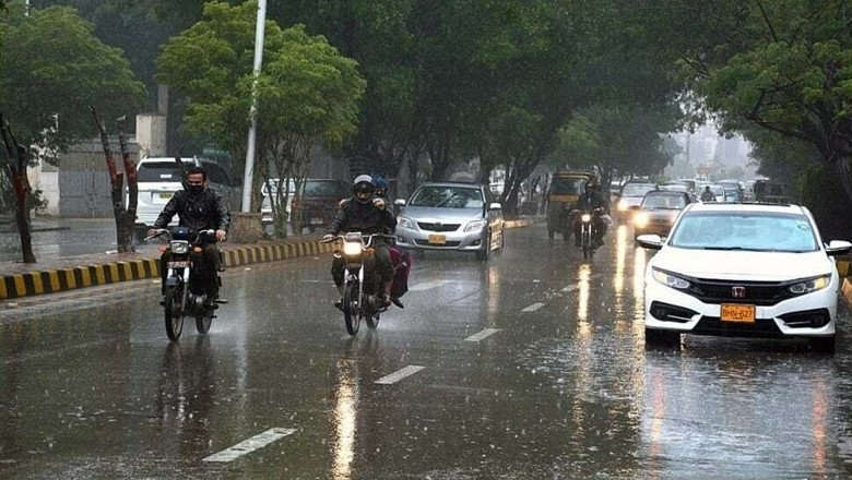 Drizzle, light rain likely to hit Karachi from today