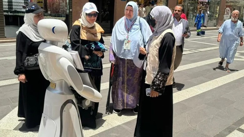 Saudi Arabia launches smart robot service in Madinah to assist pilgrims