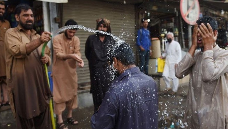 Will Karachi get respite from hot weather in coming days?
