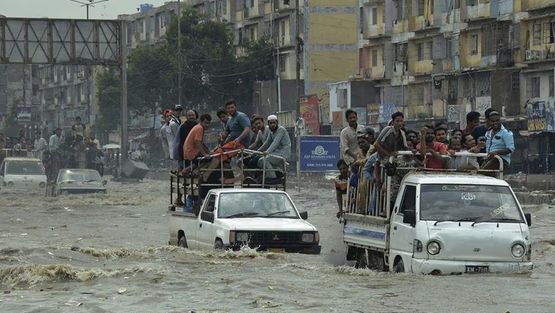 NDMA issues urban flooding alert for Karachi, Hyderabad