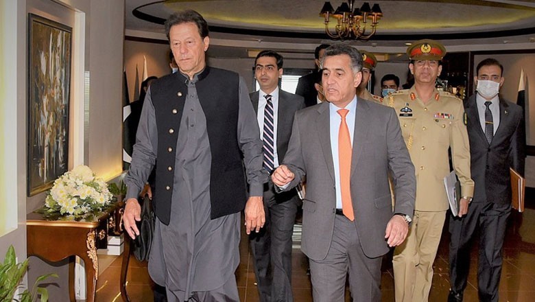 Imran Khan calls former DG ISI Faiz Hameed "wasted asset"