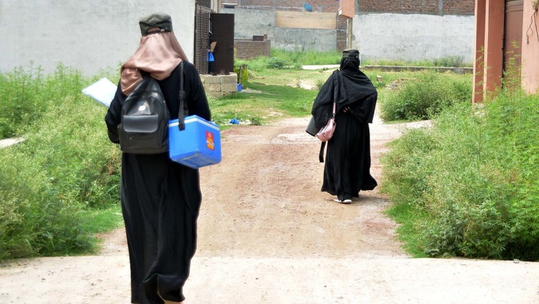 Polio worker abducted, raped at gunpoint in Jacobabad