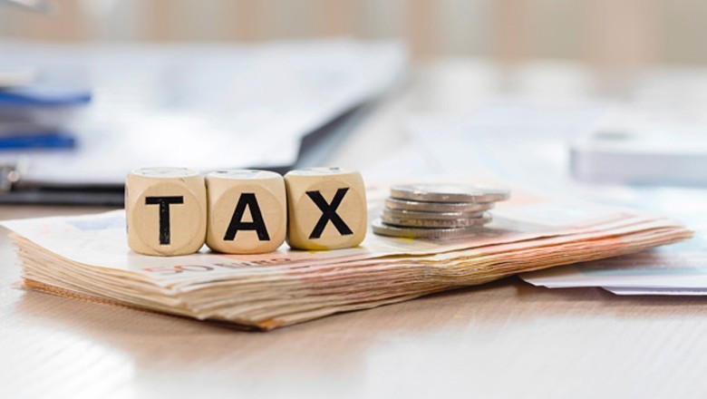 Govt mulls hiking GST to collect Rs650 billion for mini-budget