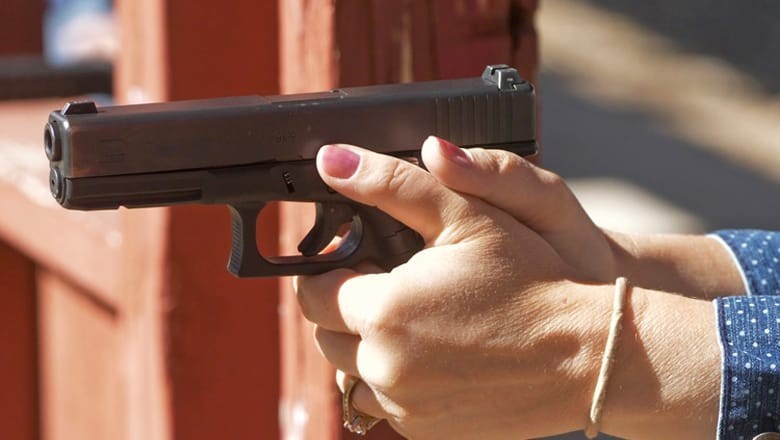 Woman guns husband down in Karachi