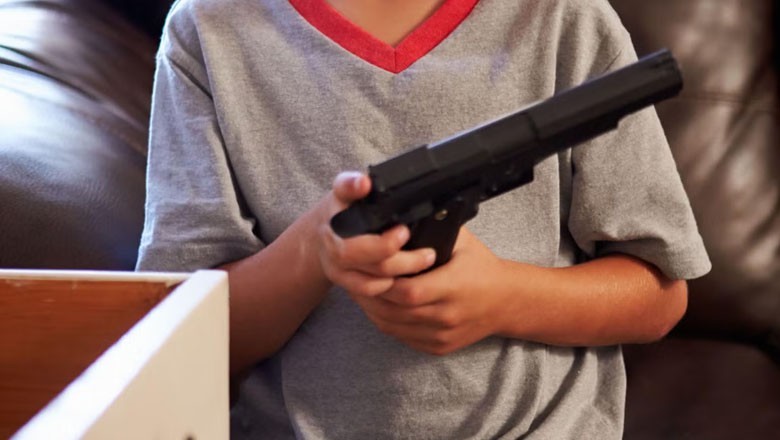 11-year-old boy accidentally shoots mother while playing with gun in Lahore