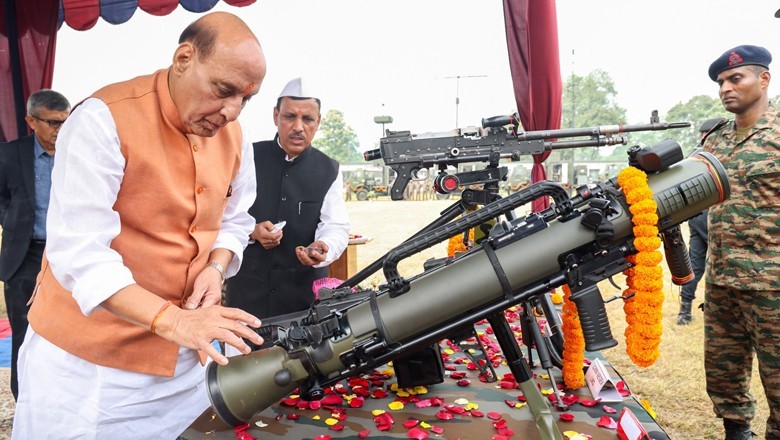Indian defence minister blesses assault rifles, machine guns during Dussehra ‘weapon worship’ ritual