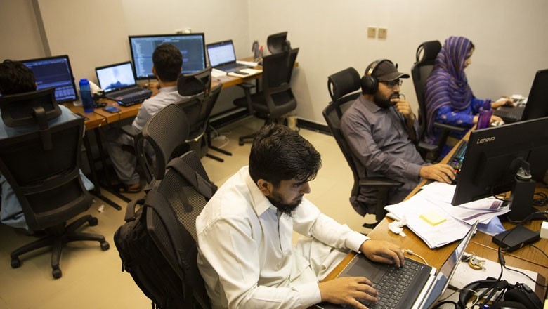 Women hold only 9% of CEO, senior financial positions in corporate sector: report