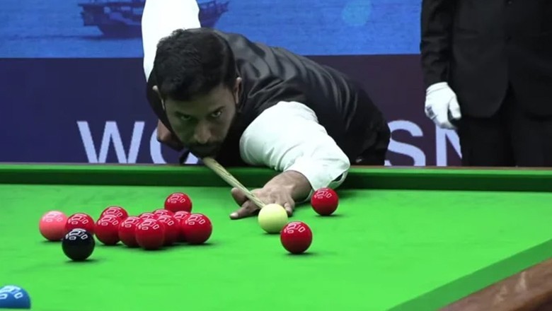 Pakistan's Muhammad Asif wins IBSF World Championship title