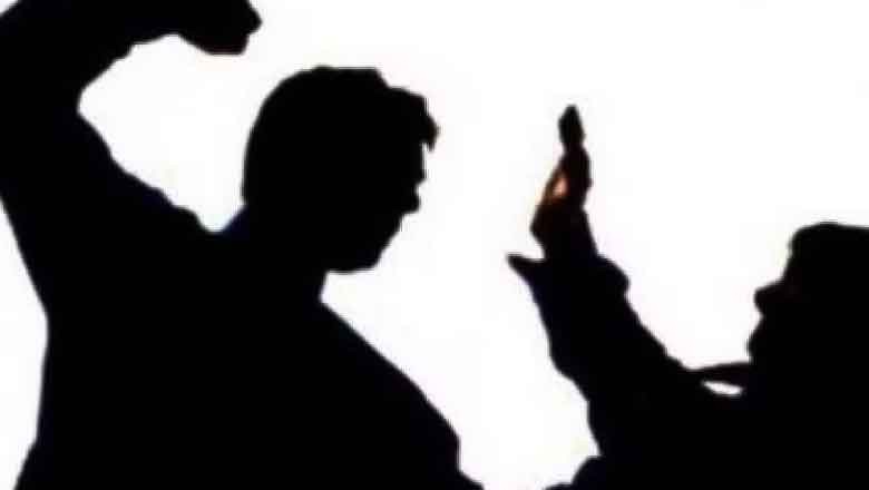 Faisalabad man assaults wife with hot iron rod