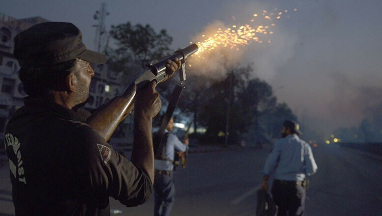 Islamabad police get tear gas shells, rubber bullets ahead of PTI protest