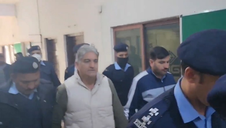 ATC grants bail to senior journalist Matiullah Jan