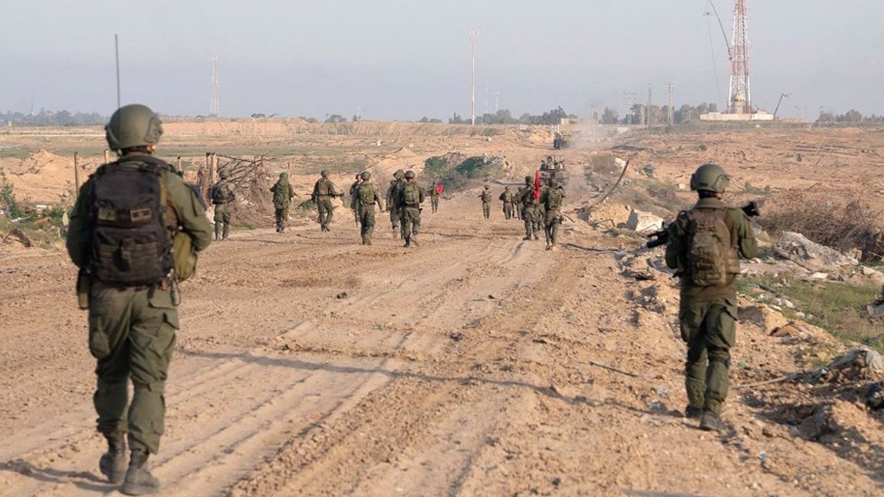 Four Israeli soldiers killed in southern Lebanon, army says