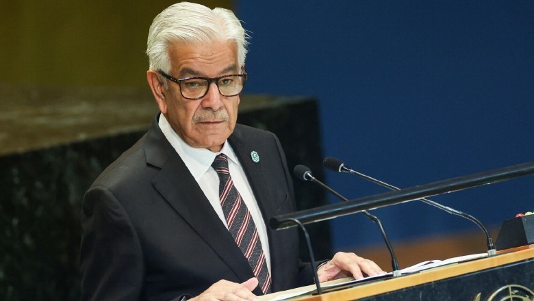 Khawaja Asif sees 'change in PTI's tone after Faiz Hameed's indictment'