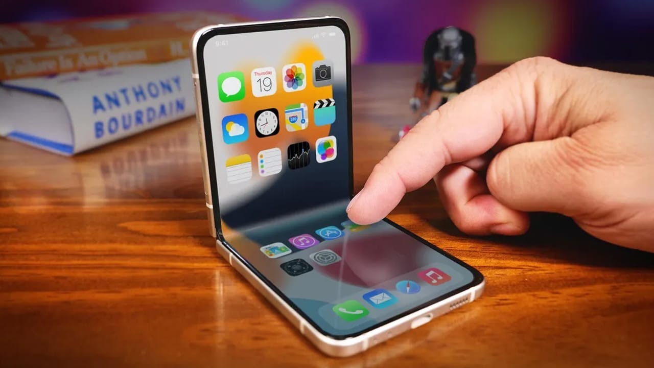 When will Apple roll out its foldable device?