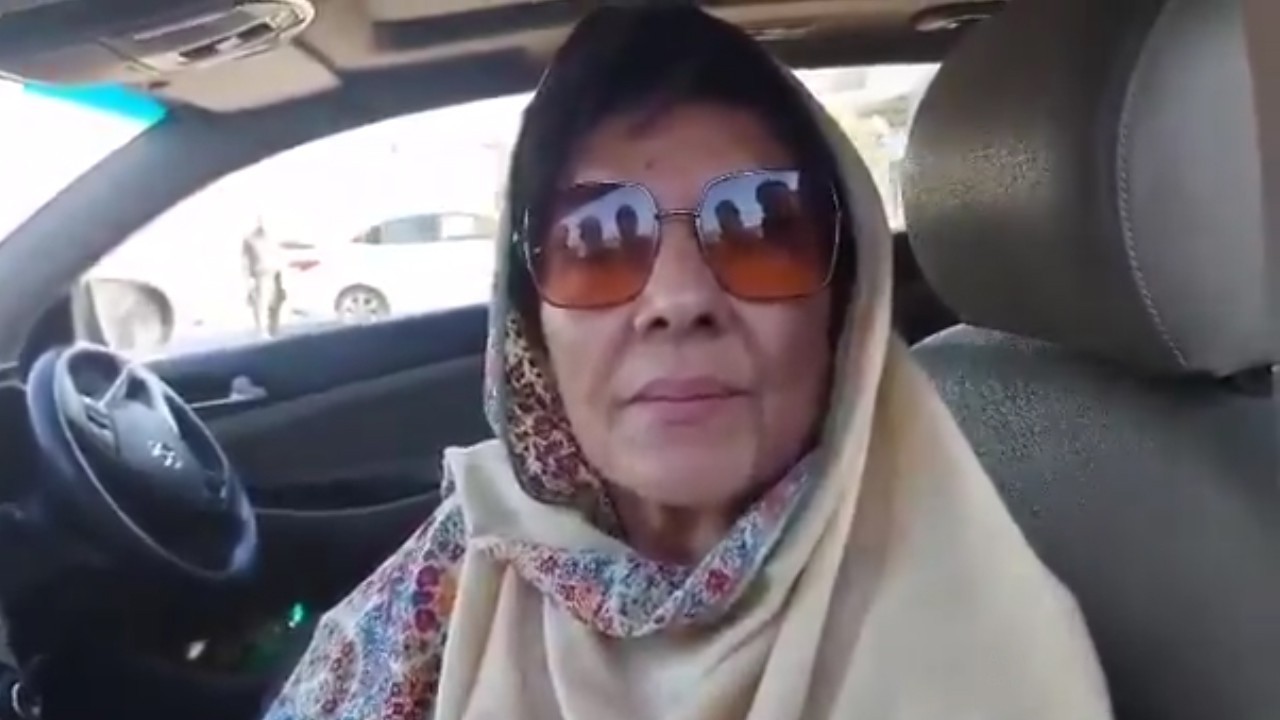 Ali Amin Gandapur brought Imran Khan's house arrest offer: Aleema