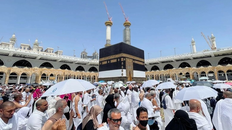 Pakistan, Saudi Arabia ink Hajj agreement 2025 for nearly 180,000 pilgrims