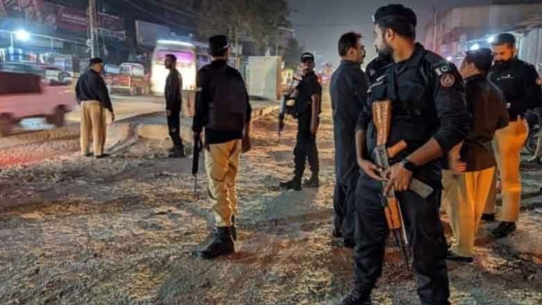 Teenager killed while saving neighbor from robbery in Karachi's Korangi