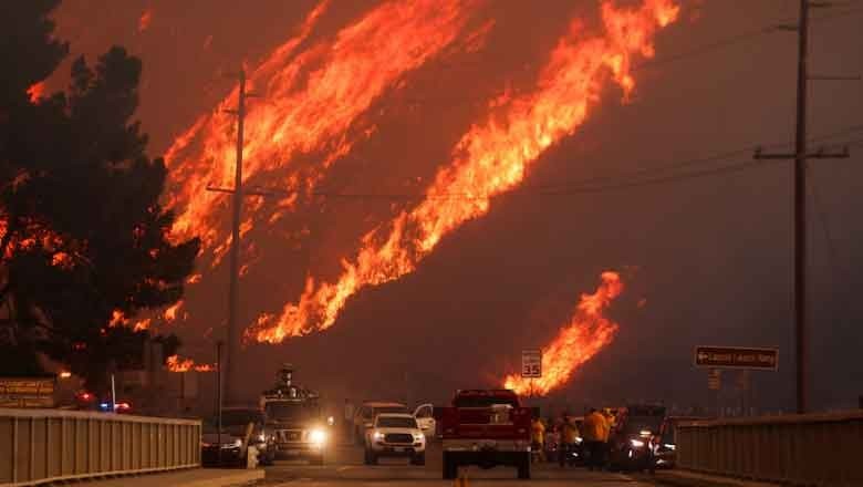 New wildfire near Los Angeles forces evacuations for 31,000 residents