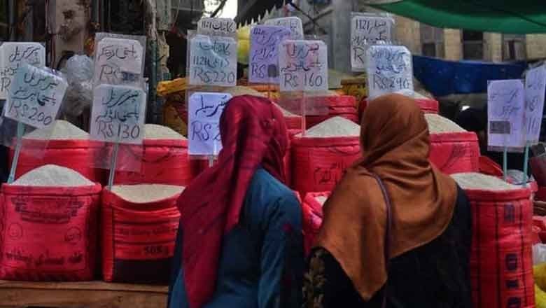 Pakistan's majority rejects govt's claim of lower inflation: survey