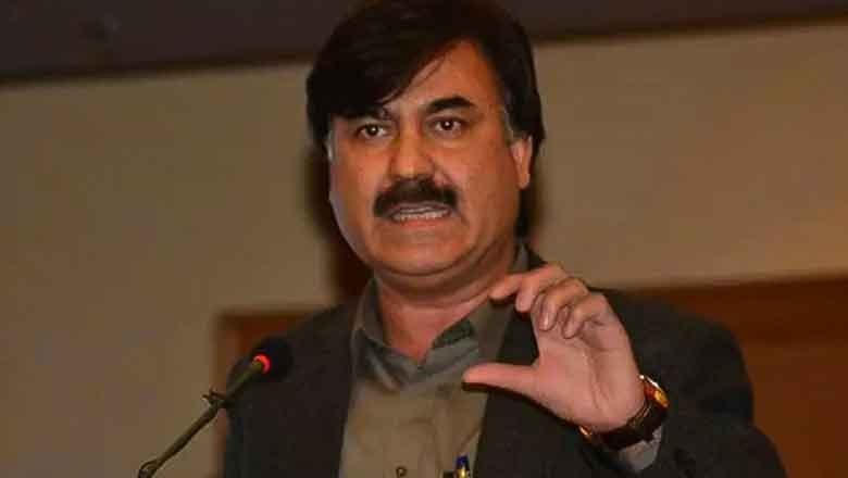 Shaukat Yousafzai claims 35 PTI members signed affidavits to get victory notifications in polls