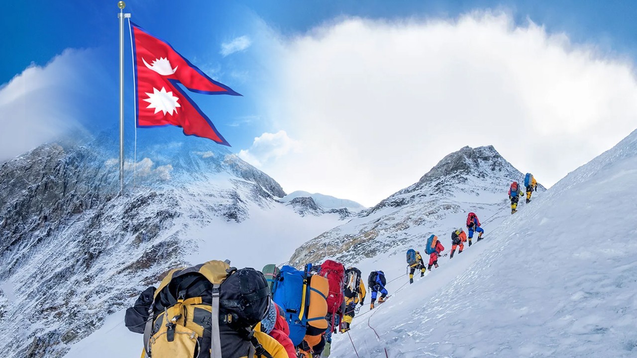 Nepal hikes Everest climbing fee to $15,000
