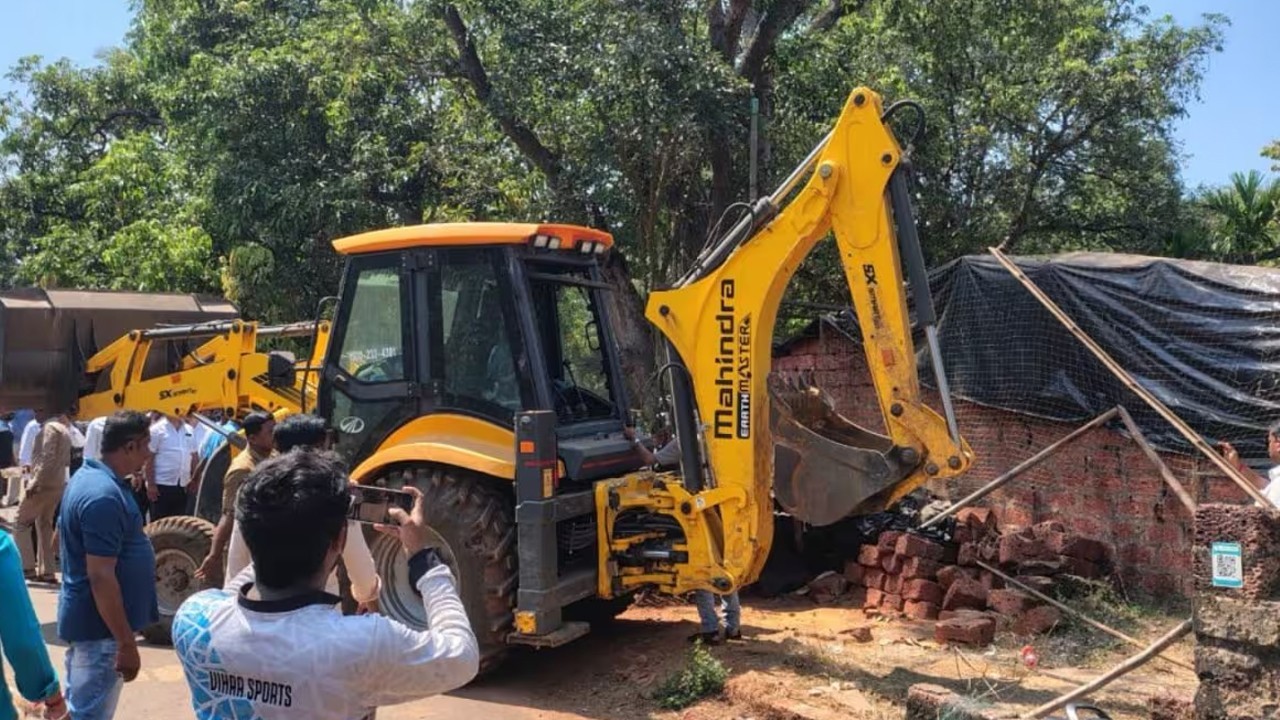 India: authorities demolish Muslim man’s shop for supporting Pakistan during Pak vs Ind