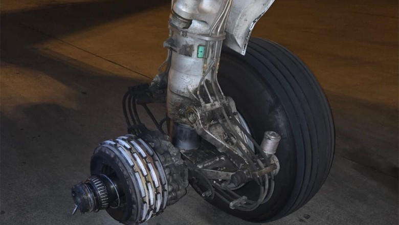 PIA flight lands in Lahore with missing wheel