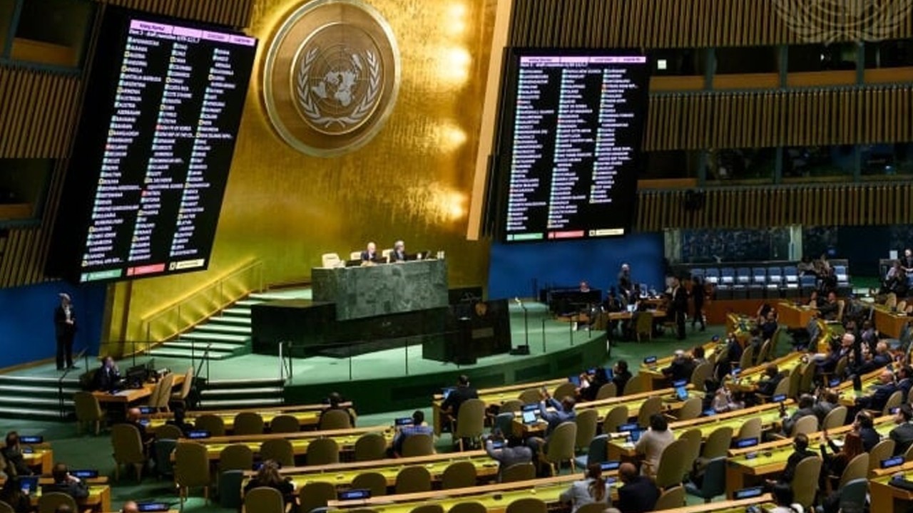 Pakistan urges world to take firm stand against Islamophobia