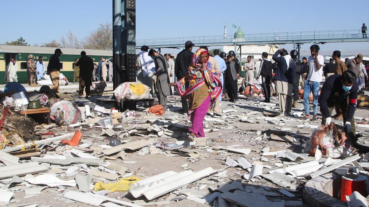 Three killed in blast near police mobile in Quetta