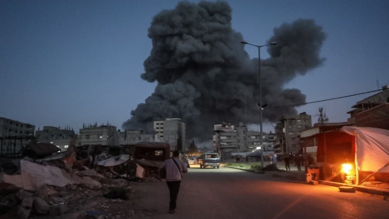 Lebanon: Hamas official reportedly killed along with son, daughter in Israeli airstrike