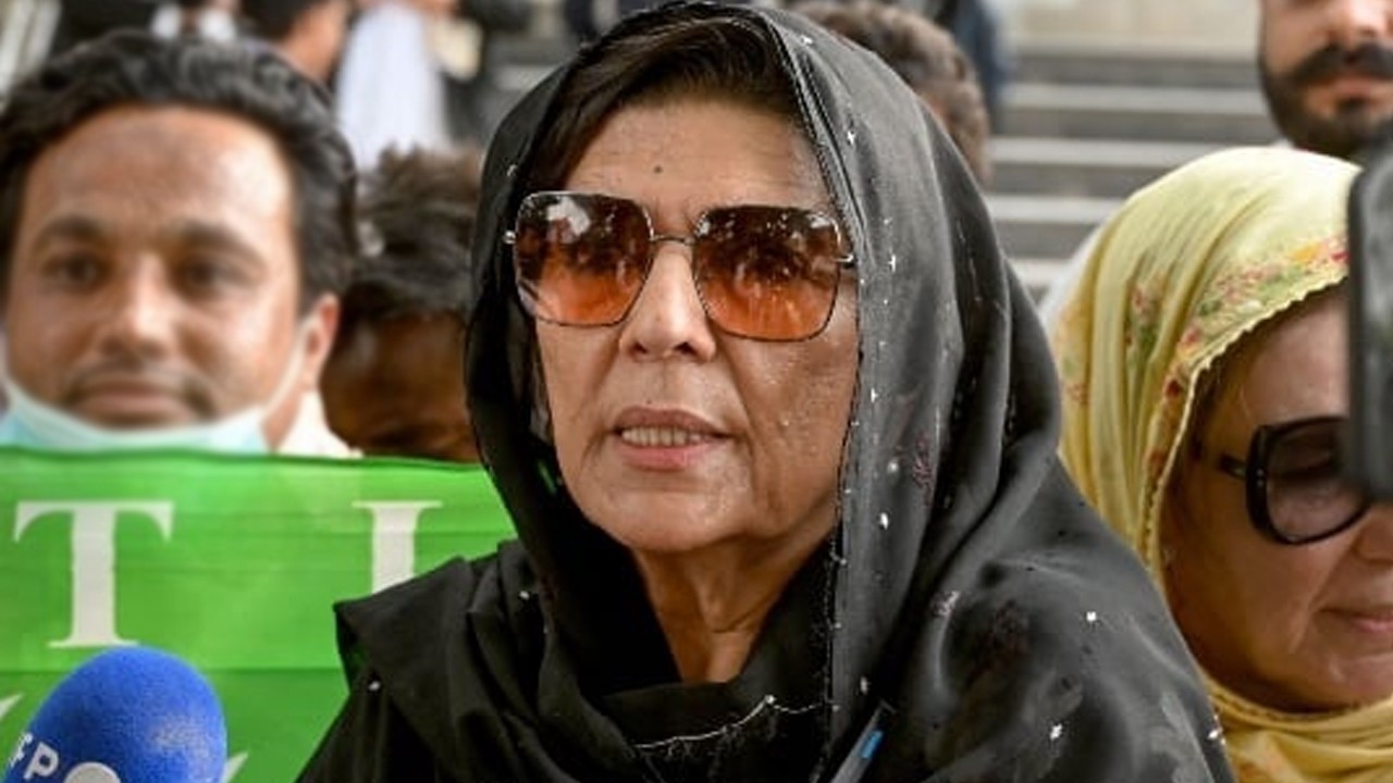 Imran Khan’s sisters released after brief detention