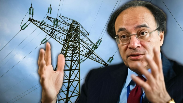 FinMin hints at further power tariff reduction by July