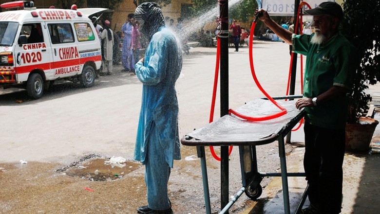 Here's what to wear during heatwave