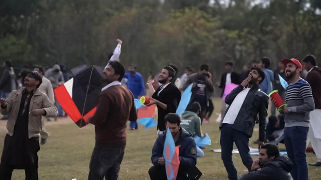 LHC slams police over viral head-shaving video of kite flyers