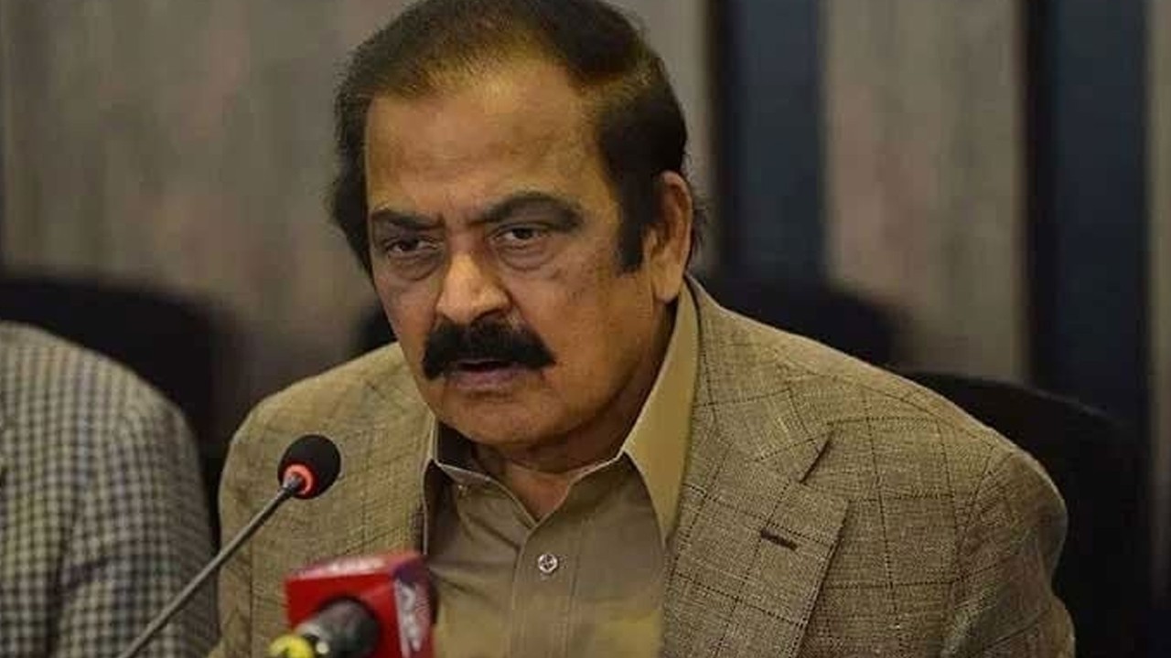 Rana Sanaullah contacts Sindh’s political parties for talks on canals issue