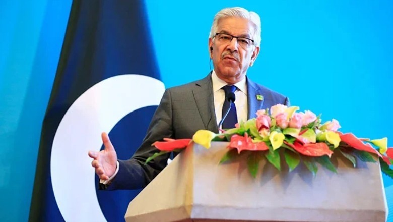 Khawaja Asif warns of 'all-out war' between Pakistan and India