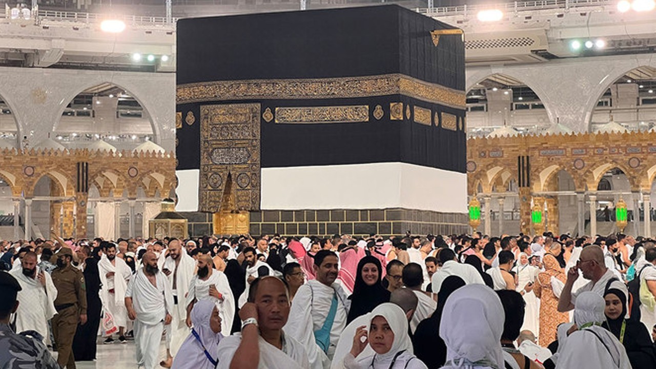 Pakistan launches 24/7 helpline for Hajj pilgrims amid rising tensions