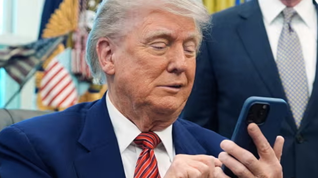 Trump threatens Apple, Samsung with 25% tariff if they manufacture phones in India